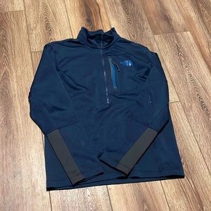 Mens north face quarter zip up.